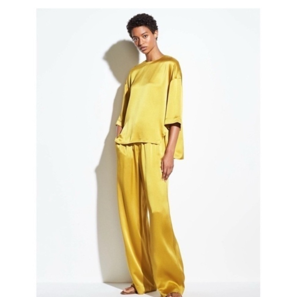 Vince Blouse Satin Short Sleeve Tee in Limonata Yellow